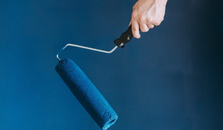 Rénover son intérieur avec un peintre professionnel à la Rochelle